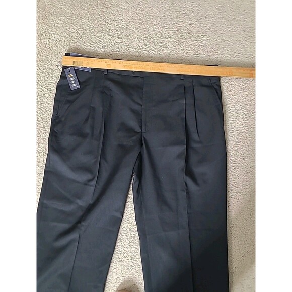 NWT Stafford Dress Pants Mens 44x30 Black Claasic Fit Wool Blend Travel Trousers - Picture 4 of 7